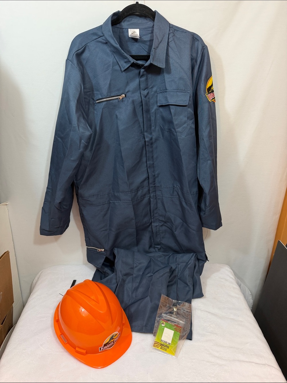 Jurassic Park- Park Ranger Costume - Picture 4 of 13